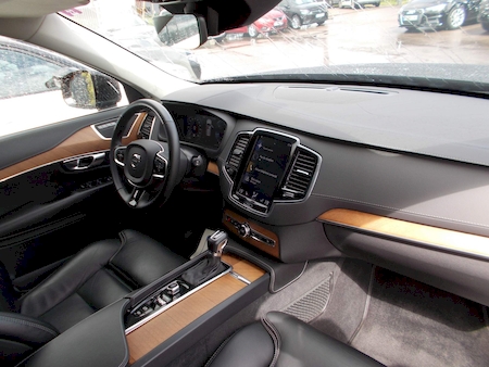 VOLVO XC 90 D5 AWD 235 CV INSCRIPTION LUXE GEARTRONIC 8   ******** 7 PLACES *********